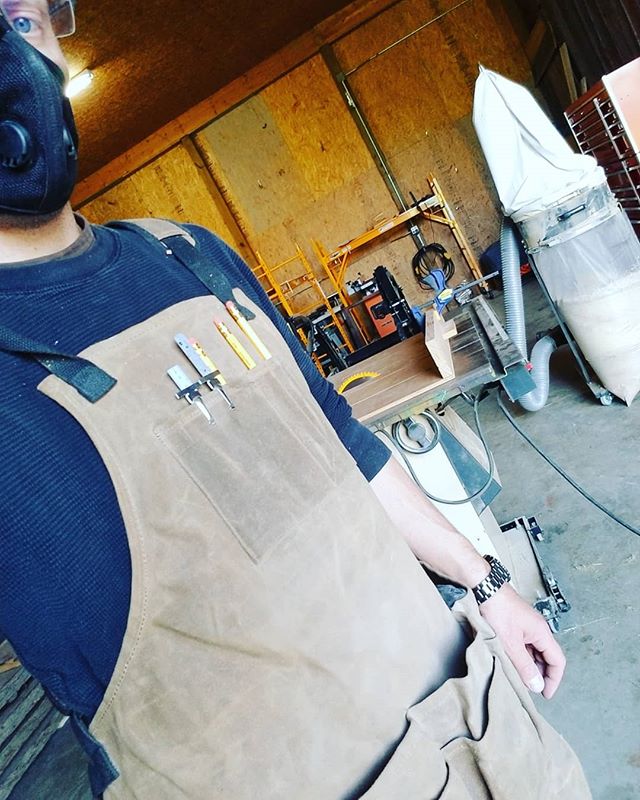 Dress the part.  The shop apron is nice to keep dust off of your clothes and to hold some tools.  The down side is it keeps a bunch of sawdust in the pockets.  The #rzmask makes me breathe easier.  Much nicer than not using a mask....#diy #doityourself #handyman #woodworking #wood #carpentry #maker #makersgonnamake